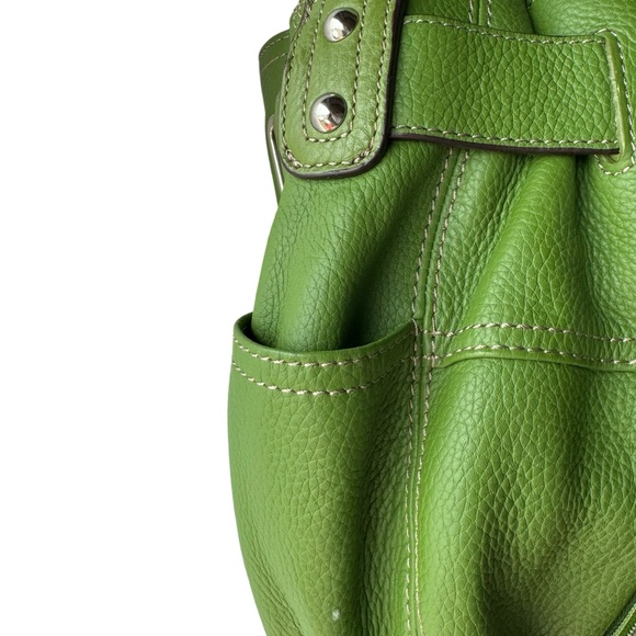 Tignanello lime green pebbled leather shoulder bag purse - Picture 5 of 7